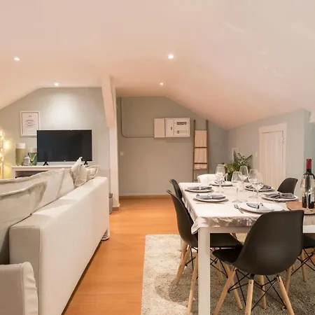 Bairro Alto 4 Apartment *