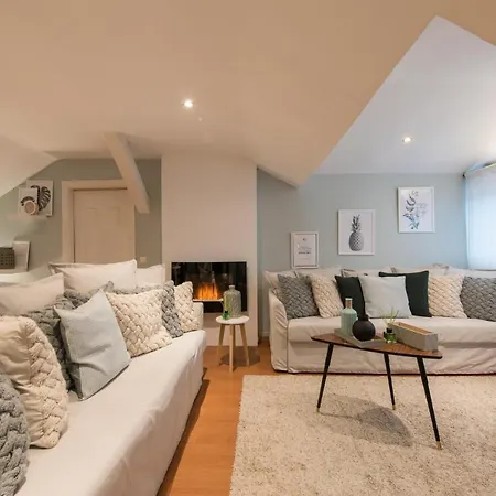 Apartment Bairro Alto 4 *