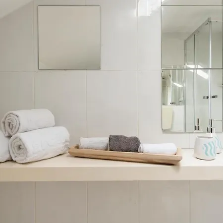 Apartment Bairro Alto 4 *
