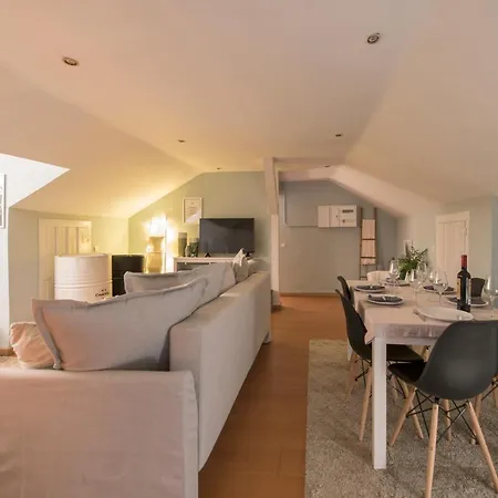 Bairro Alto 4 Apartment *